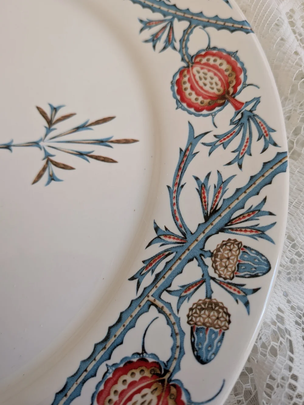 Set Of 2 UNUSED West Elm KLAUS HAAPANIEMI Ceramic Dinner Plates Rabbit Motif 9
